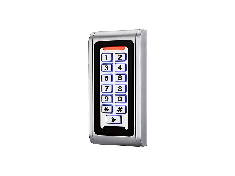 Teclado apto para exterior y carcasa antivandálica, que permite el acceso de usuarios mediante PIN o tarjeta RFID